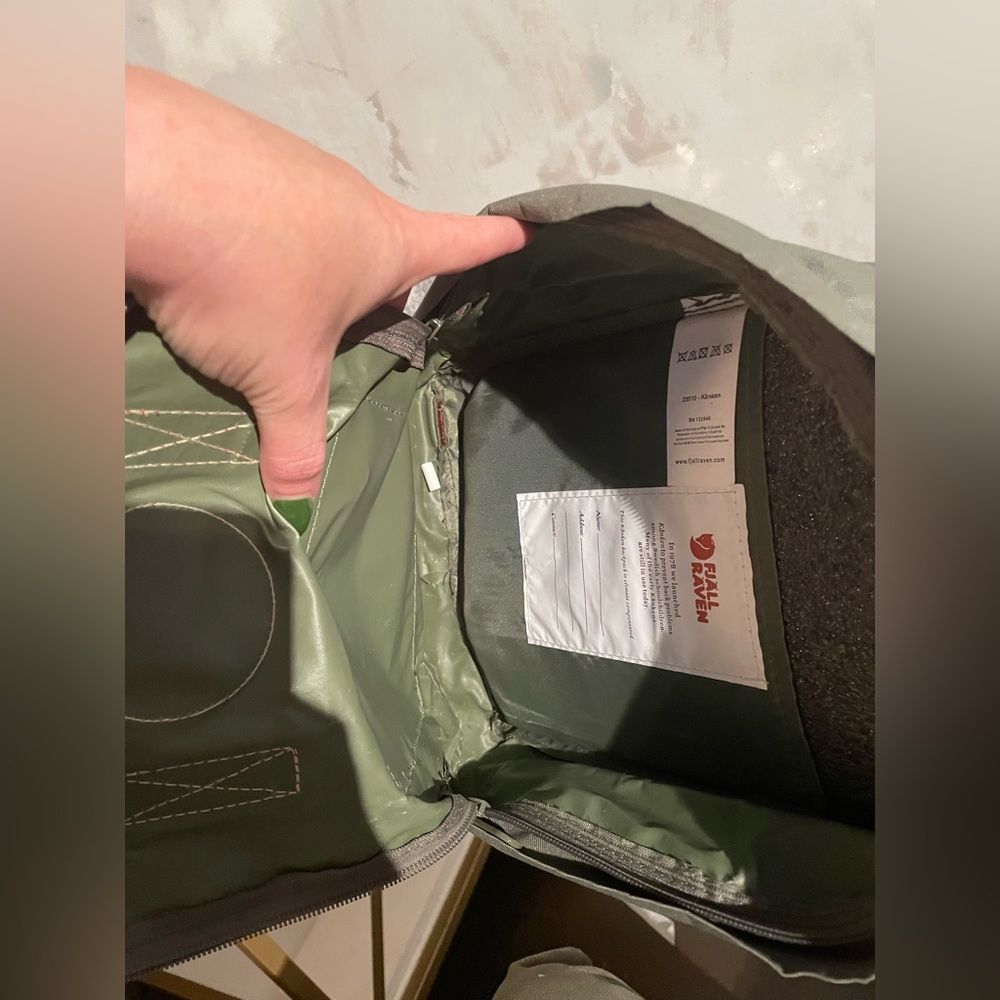 Fjallraven Kånken Olive Backpack with Burgundy Straps - Picture 6 of 6